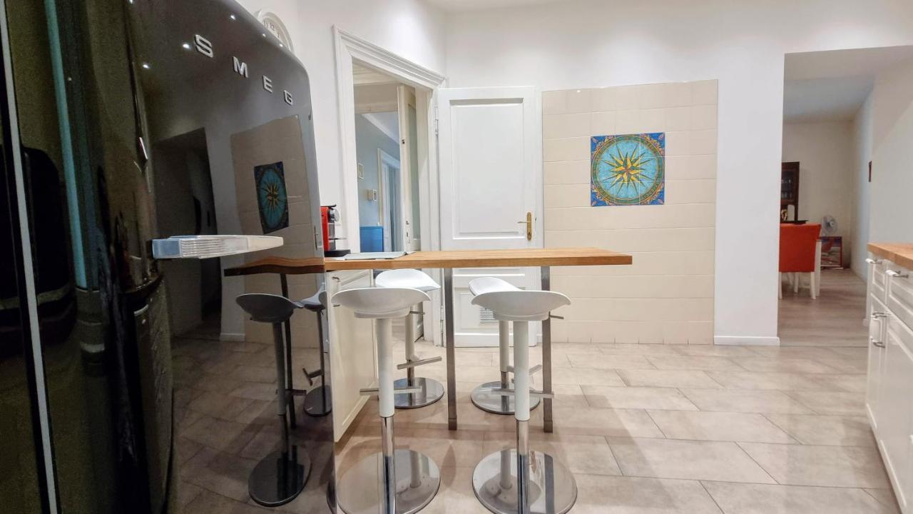 La Casa Dei Leoni Apartment Триест Екстериор снимка