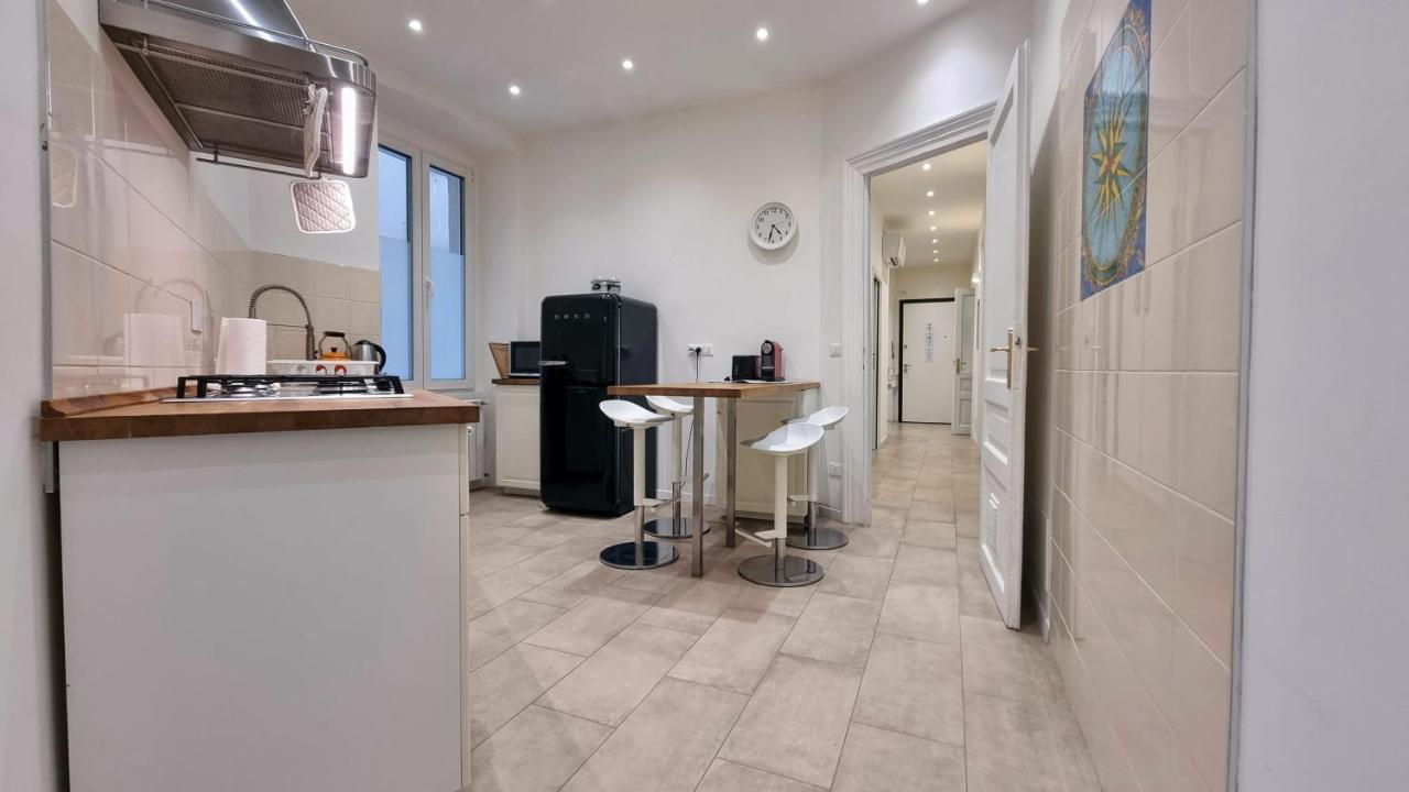 La Casa Dei Leoni Apartment Триест Екстериор снимка