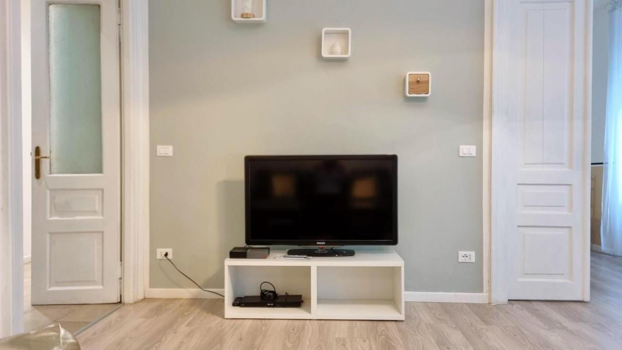 La Casa Dei Leoni Apartment Триест Екстериор снимка